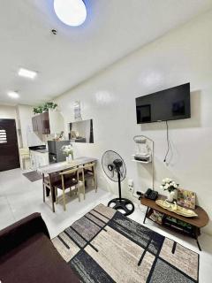 Pine Ridge Staycation at Burnham Hill Condominium by Lyka - 8