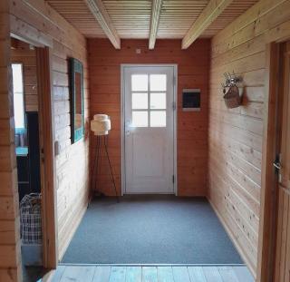 Cozy Log Cabin Near Beach And Forest - 6