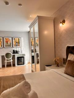 Palazzo De La Sengle Boutique Hotel - 1
