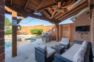 Luxury Oasis-Great Location-heated Spa&Pool/9 Beds - 6