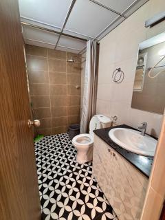 Sweta Aqua View 1BR Apt By Amoret homes - 4