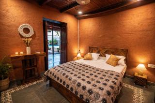 200yr Mudhouse, Private Pool, Peaceful Goa Escape - 4