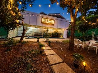 200yr Mudhouse, Private Pool, Peaceful Goa Escape - 5