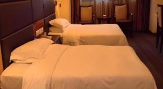 Friendship Hotel - 6