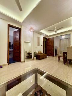 Retreat Stay AC 1BHK Walk to Ganga Upper Tapovan - 0