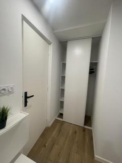 Olivia Coliving - 1