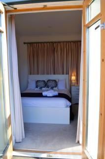 Schooners Court - 1