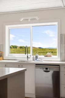 Private Country Cottage Escape Ormond, Gisborne - 1