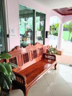 OYO 75399 Choktipparat Place - 6