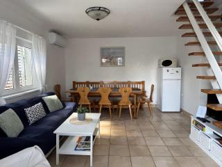 Bogi House - 8