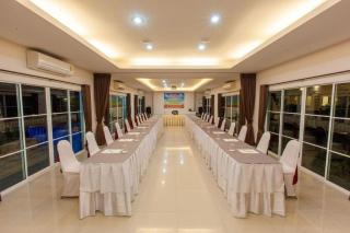 Varee Valley Resort and Restaurant - 9