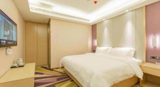 Lavande Hotel·Wuxue Kanjiang Avenue - 9