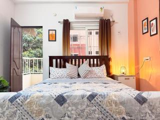 Cosy 3BHK Fully Equipped Apt - Ideal for Groups & Families - 2