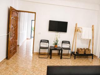 H&H Villa Saranda - 1