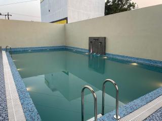 LIMELIGHT Hotel & Restaurant - 6