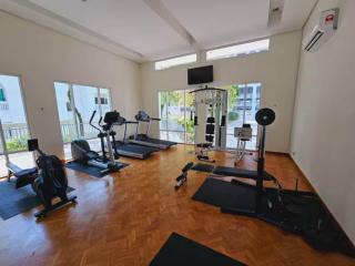 Cozy & Sleek TheSuitesStraitsQuay 5Pax - 4