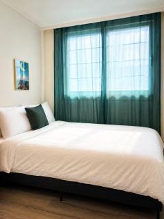 Private rooftop Staywith a stunning church view perfect for romantic evenings Late Check out 2PM - 4