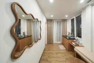Modern Living near Hoan Kiem Lake - 2