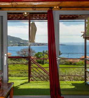 Cozy House with Amazing View and Unique Outdoor! - 5