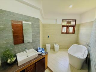 Sky Palace Hikka - 4
