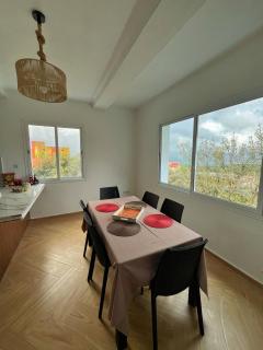 F4 Niveau de villa avec piscine - 3