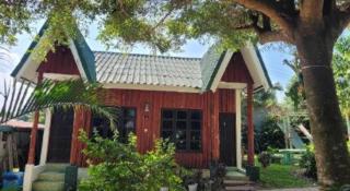 Chiangkhan Greenview Resort - 1