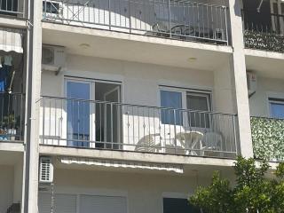 Mimosa Sun Apartment - with stunning seaview overlooking Boka Bay - 2
