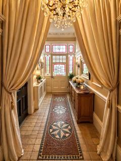 The Belford Suite - Couples Retreat - 5