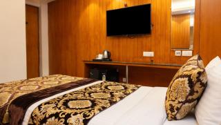4everstay By Hotel High Bhagsu Nag Ultra Luxury Premium Rooms With Free Parking & Wifi !!! #BestView #Beststay #HighlyRecommeded - 5
