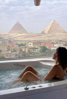 Galaxy Pyramids View INN - 3