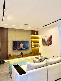 Stylish 1 Bed Starlink Wi Fi 247Power Utako - 3