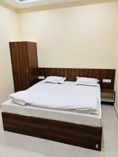 Riviera Homestay - 1