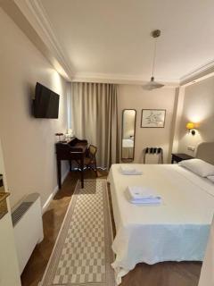 Hotel Maroussi - 2