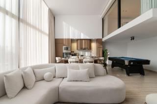 Royal Cinema Penthouse - Billiards & Terrace - 0