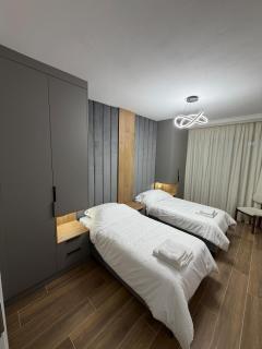 Kev's Apartments one - 5