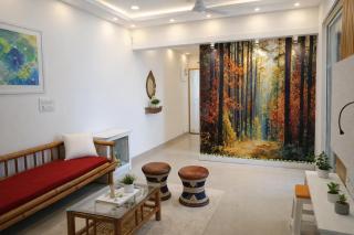 Elegant Stay by the Ganges - 7