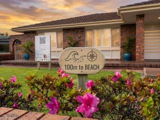 100m to Beach&Shop Spacious Pristine One Story Family Home - 8