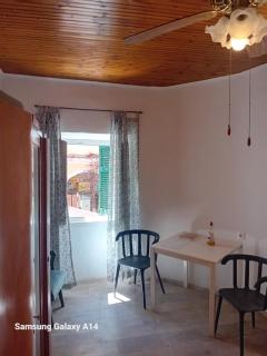 vintage and beutiful apartment in town - 3