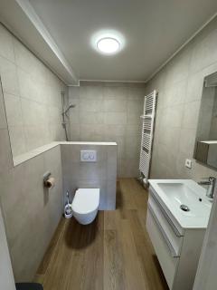 Brand new studio Limpertsberg - sleeps 4 - 6