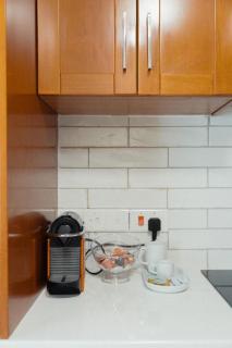 Modern 2BR - Heart of Nicosia - Parking - Wifi - 1
