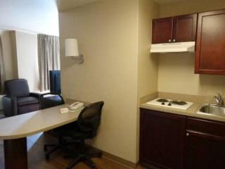 Candlewood Suites Houston Space Center - Webster - 6