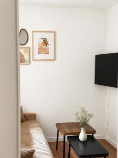 Sunny Corner - 2