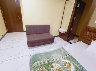 Hotel Shree Raghunandan Palace - 1