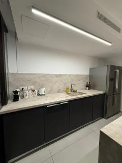AH - Port TLV Luxury Apartment - 6