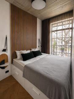 Exclusive apartment in Heart of Town - 2