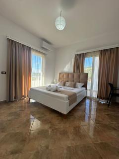 Seli's White Villa - 3