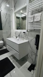 Modern City Apartment - 2