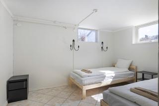 Spacious villa close to the city in Enskede - 3