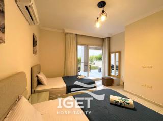 Spacious 3BR Chalet in Hacienda Bay - 6