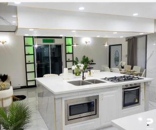 Solara retreat luxury manor -Full Service Luxury Stay - 8